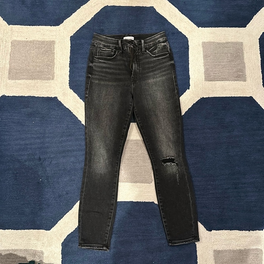 Good American Good Waist Crop Stretch Black Jeans, size 4/27